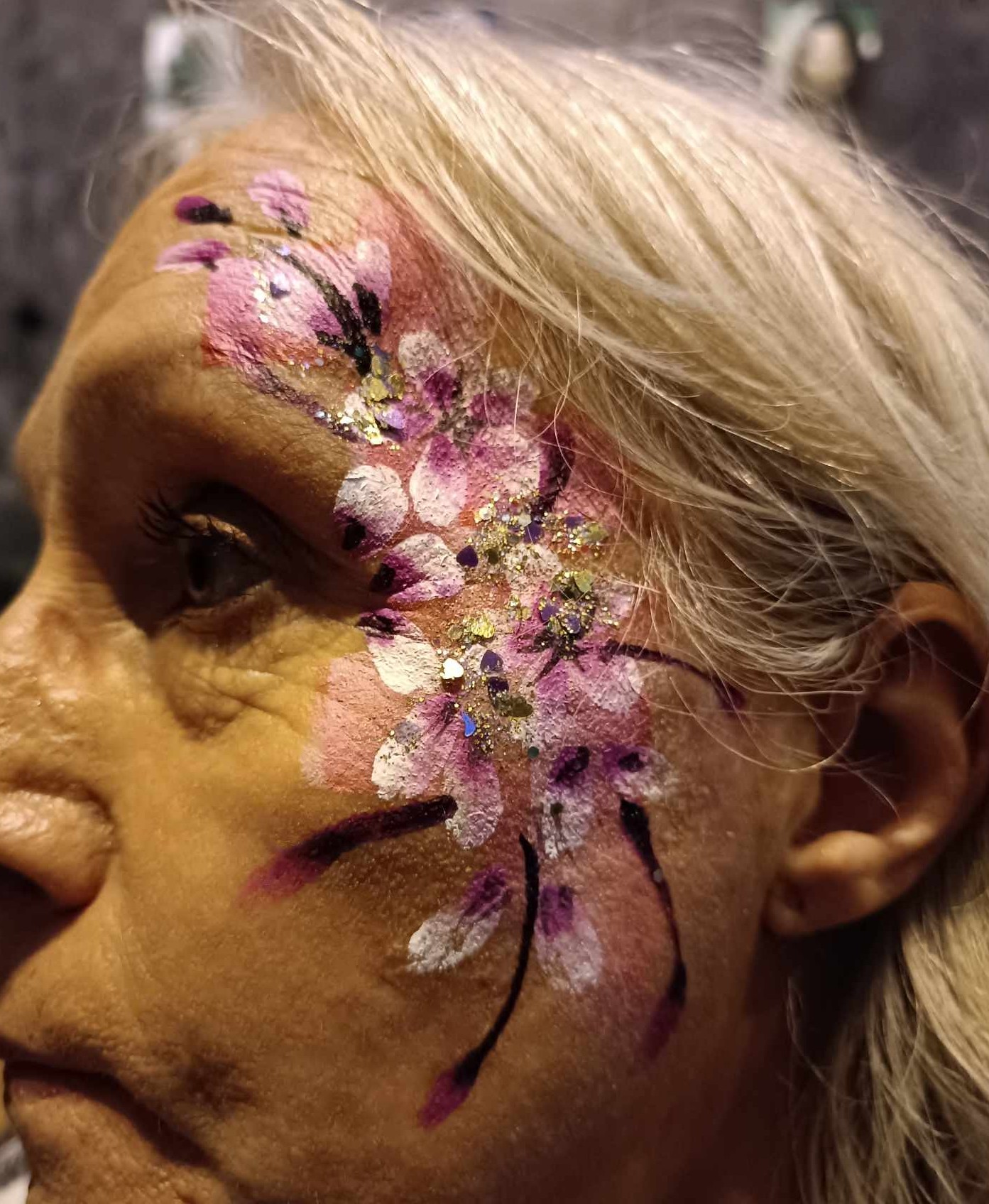 face-painting-fleurs-visage